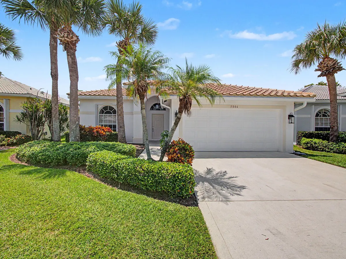 Front of Structure at 5006 SE DEVENWOOD Way, Stuart