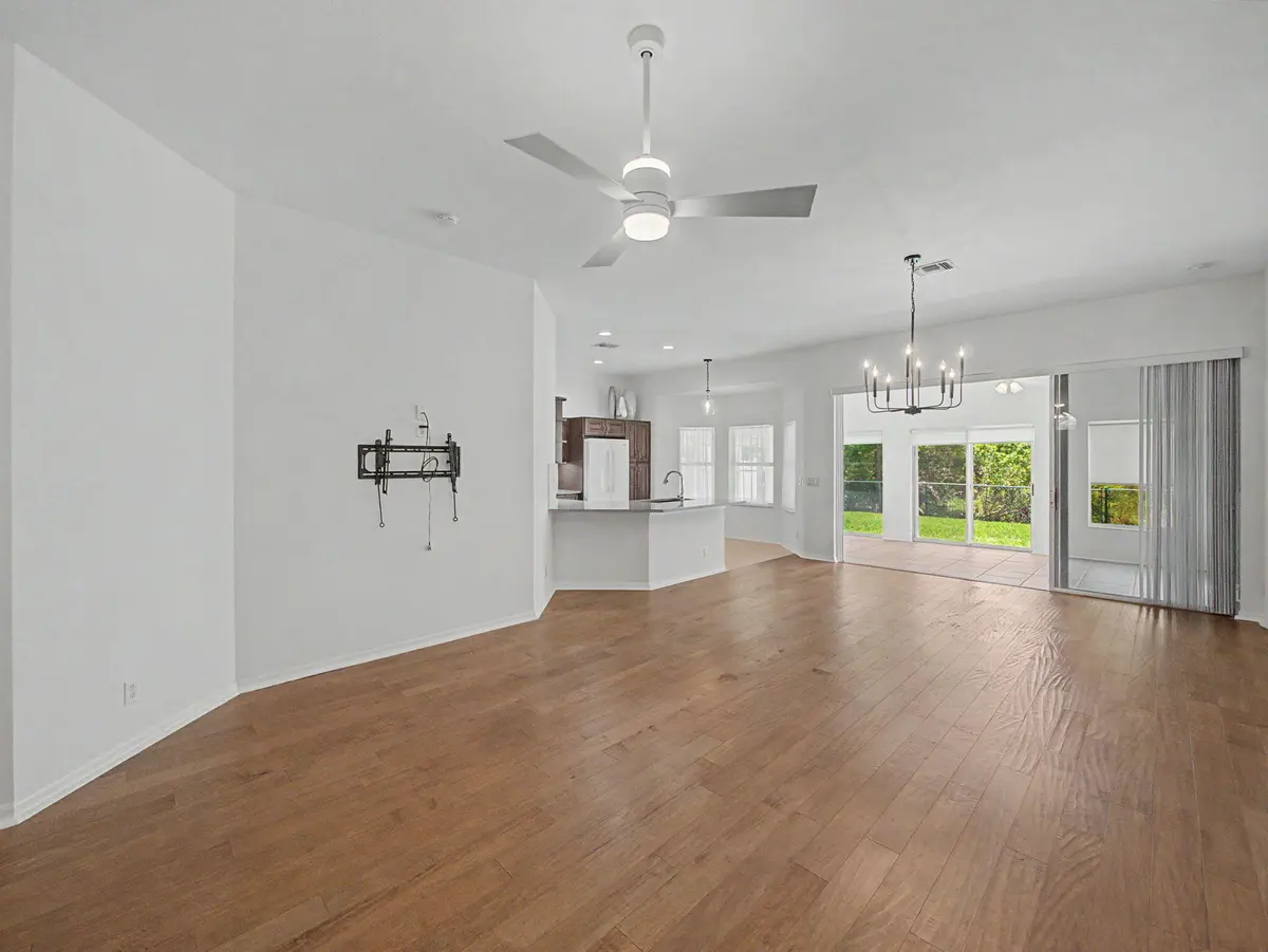 Living Room at 5006 SE DEVENWOOD Way, Stuart