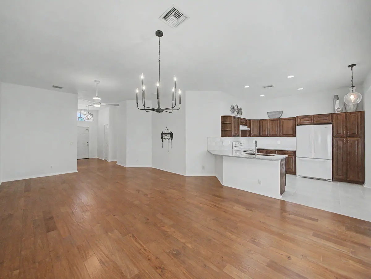 Kitchen at 5006 SE DEVENWOOD Way, Stuart