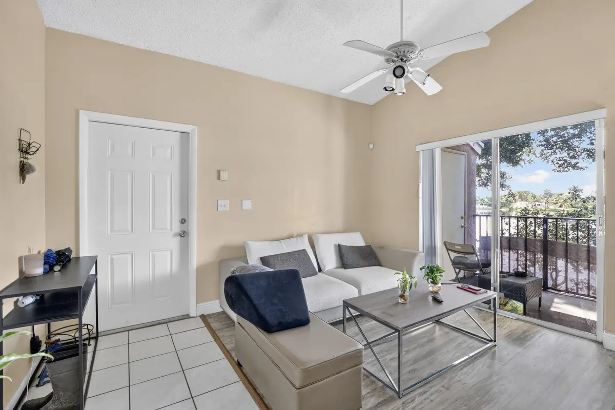6-web-or-mls-_A7A0889 at 2361 NW 96TH Terrace 18K, Pembroke Pines
