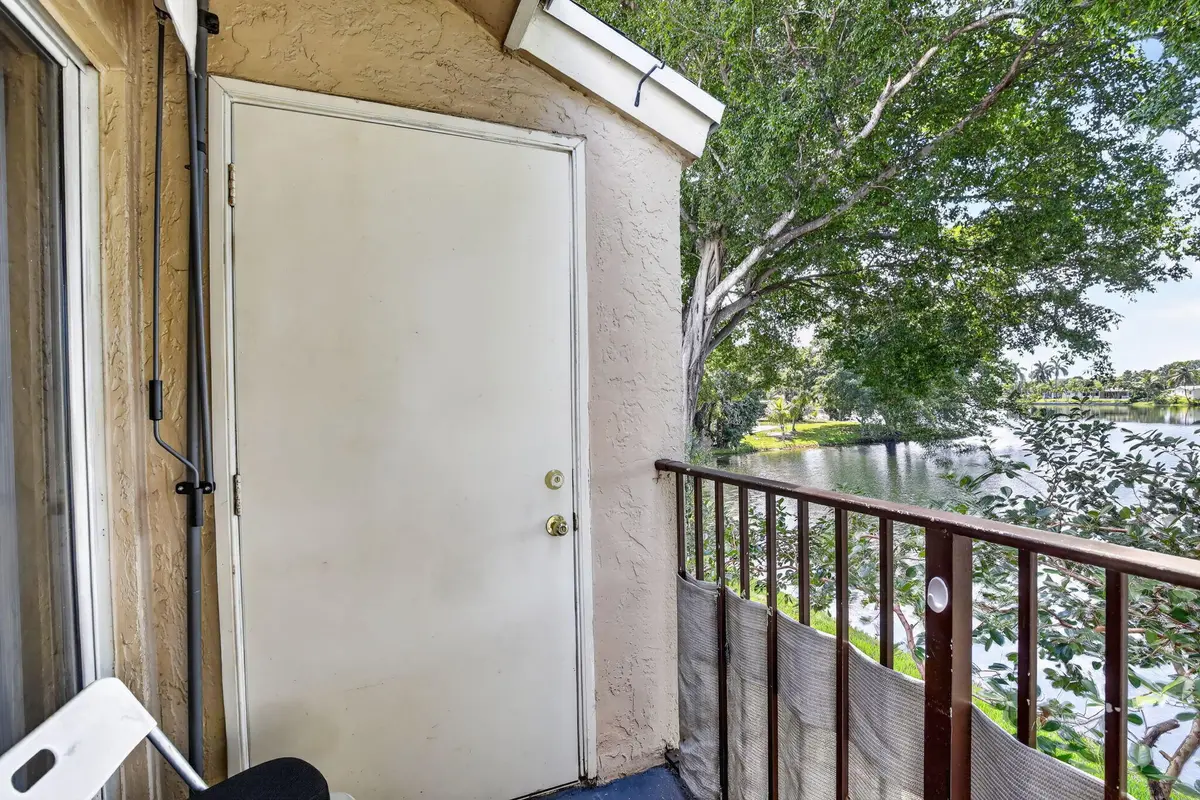 10-web-or-mls-_A7A0909 at 2361 NW 96TH Terrace 18K, Pembroke Pines