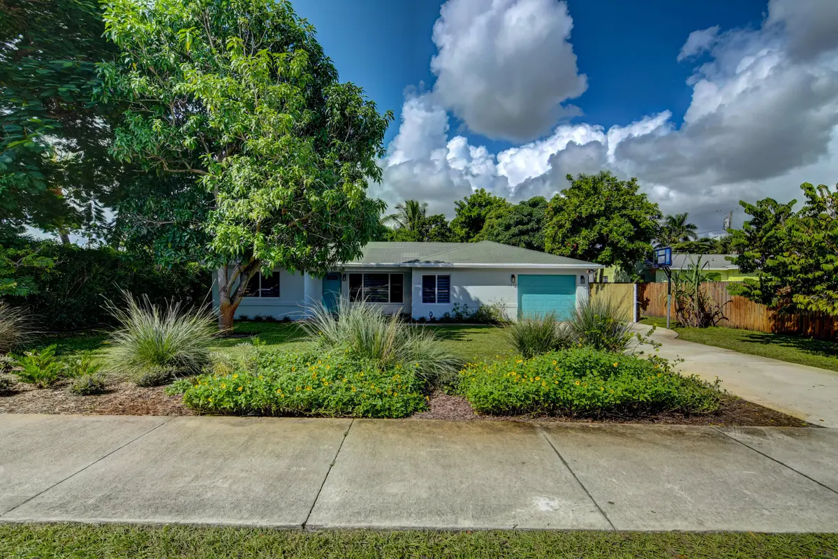 02_dsc_8004_5_6_7_8 at 1910 NE 2nd Avenue, Delray Beach