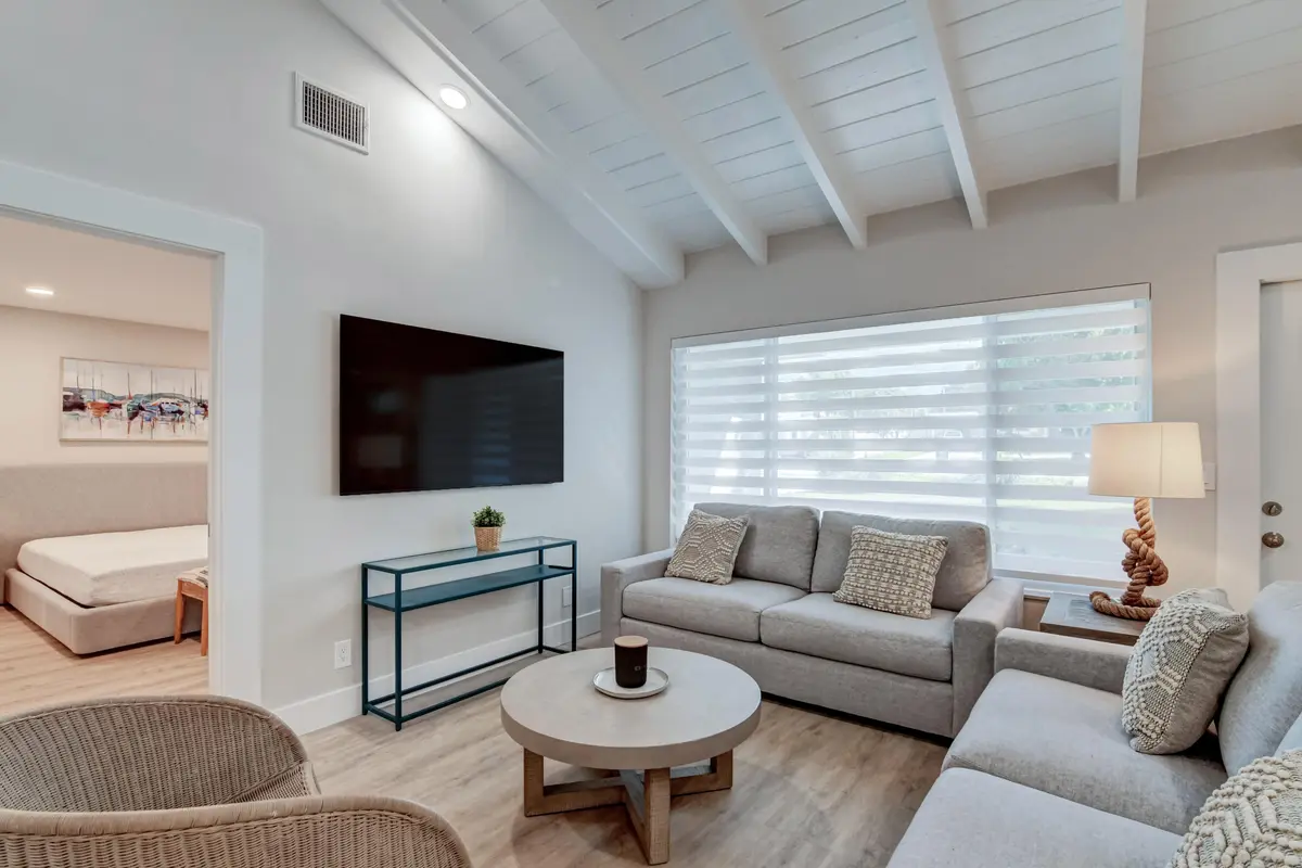15_dsc_8174_5_6_7_8 at 1910 NE 2nd Avenue, Delray Beach