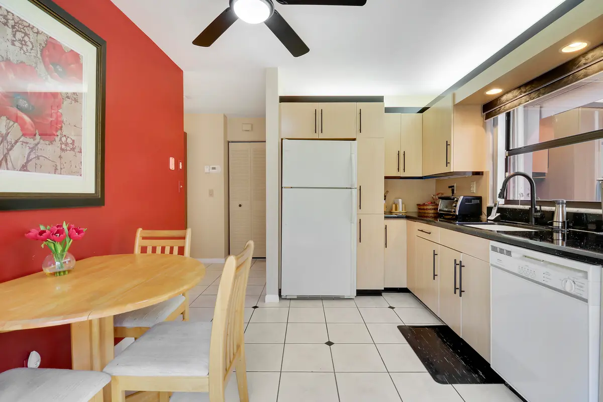 Kitchen at 5481 Mirror Lakes Boulevard, Boynton Beach