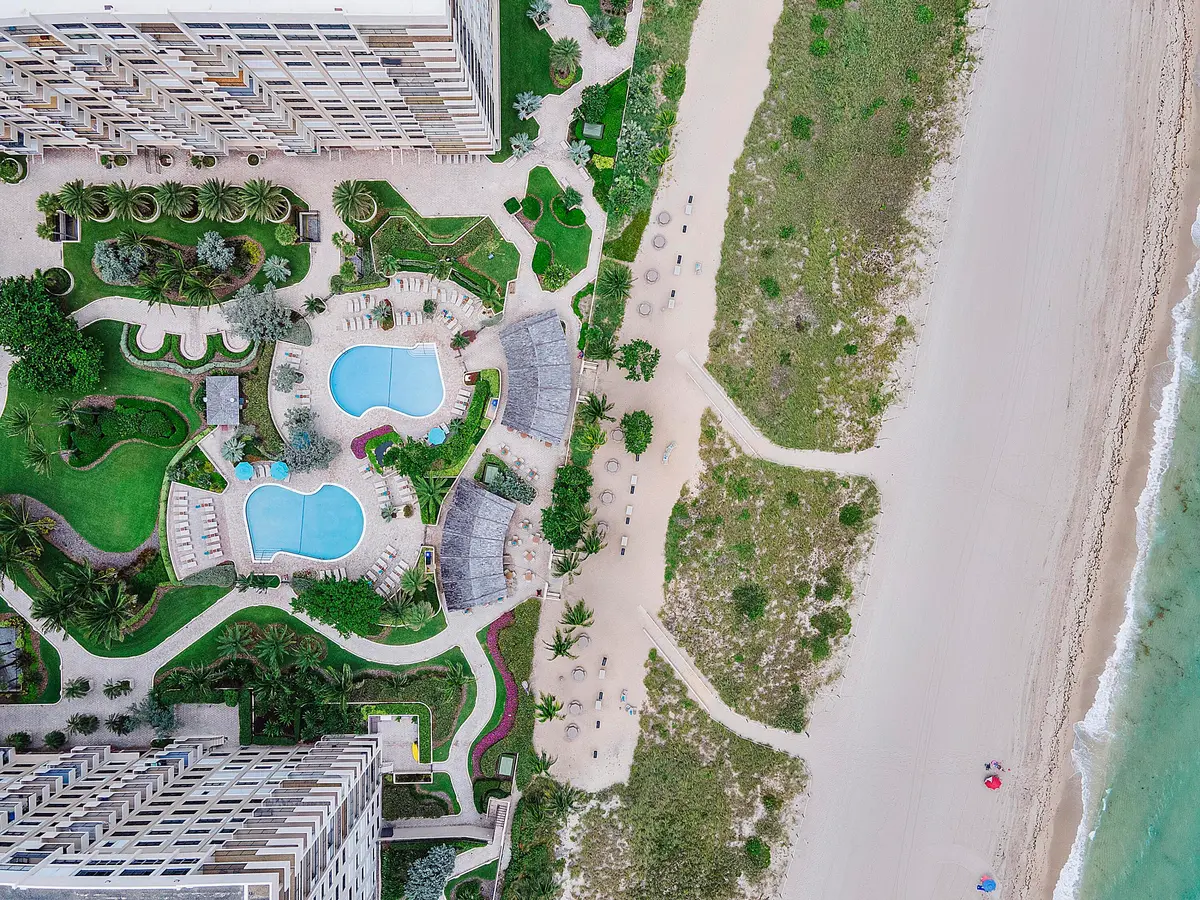 2 pools at 4900 N OCEAN Boulevard 416, Lauderdale-By-The-Sea