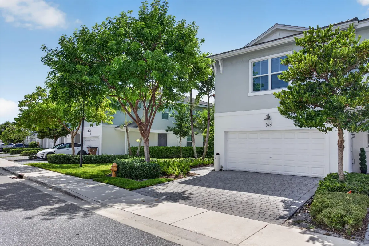 3-web-or-mls-543-0481 at 543 Parsons Way, Deerfield Beach