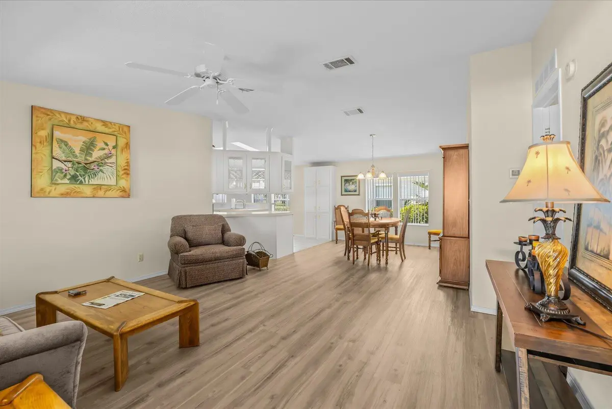 04-pen in-7 at 3733 Pendula Circle, Port St. Lucie
