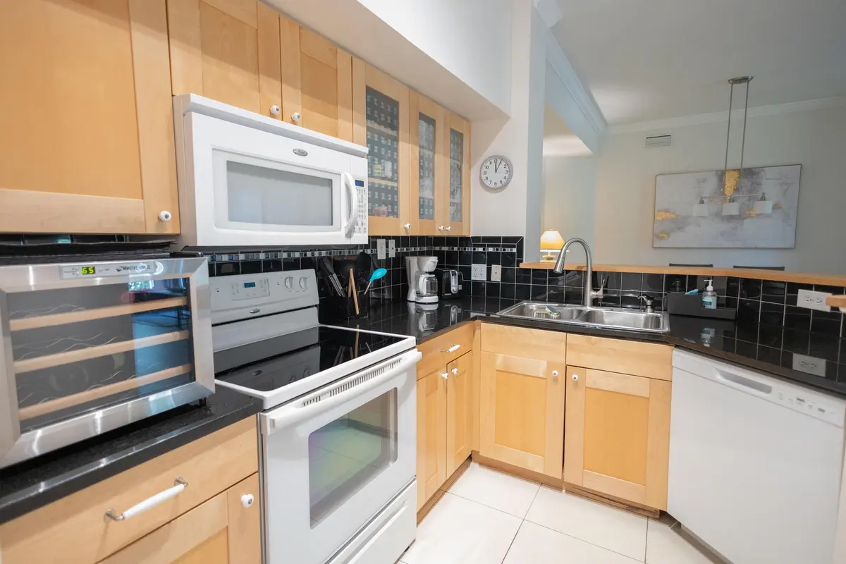 St Andrews -2 at 11790 SAINT ANDREWS Place 303, Wellington