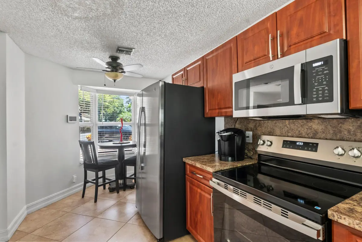 Kitchen at 7127 WOODMONT Way 7127, Tamarac