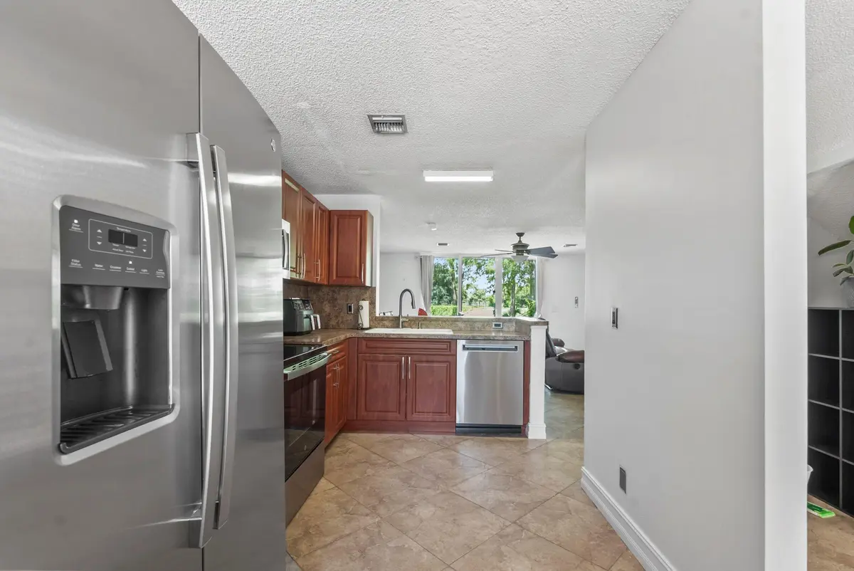 Kitchen at 7127 WOODMONT Way 7127, Tamarac