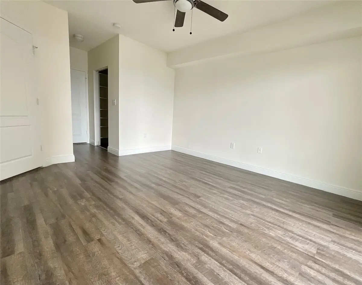 Photo 6 at 16900 N Bay Road 2-2303, Sunny Isles Beach