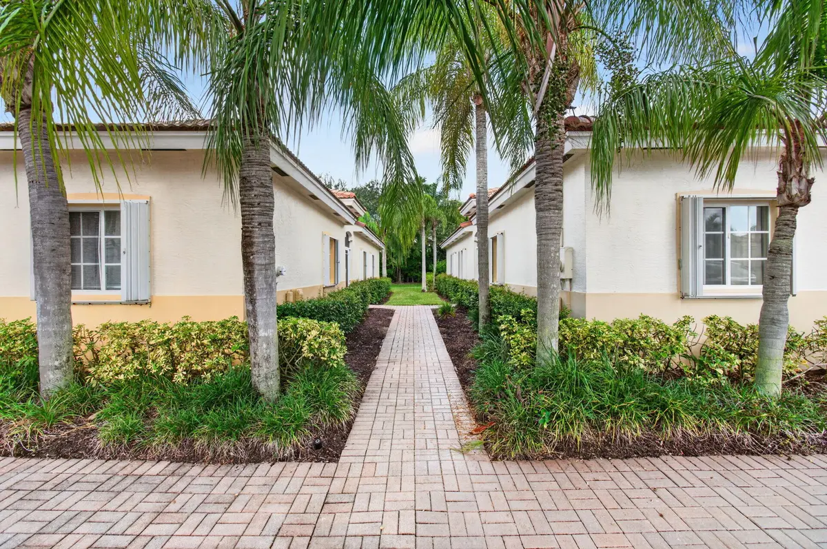 1front down side at 2323 WINDJAMMER Way, West Palm Beach