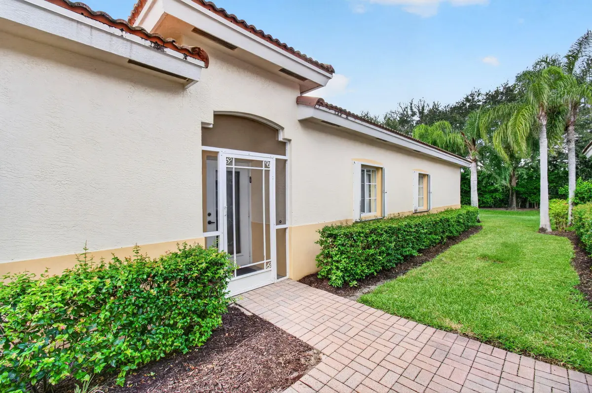 1front to porch at 2323 WINDJAMMER Way, West Palm Beach