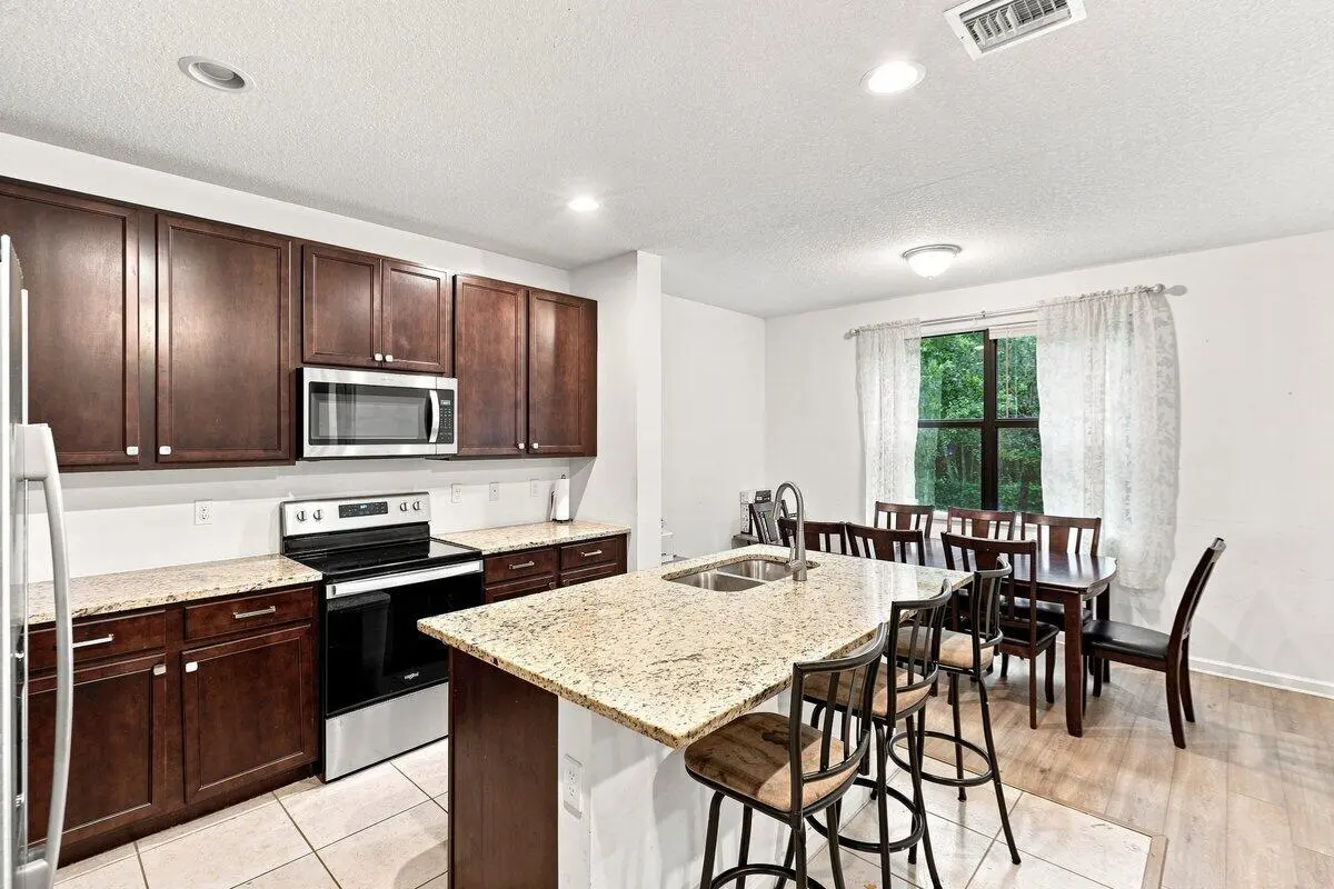 1O3A2447 at 269 NW 36th Avenue, Pompano Beach
