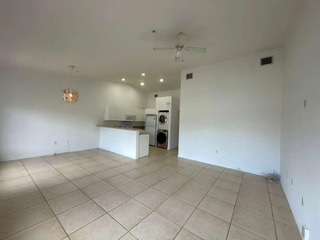 3842 SW 48TH Avenue, Hollywood, FL – photo 3