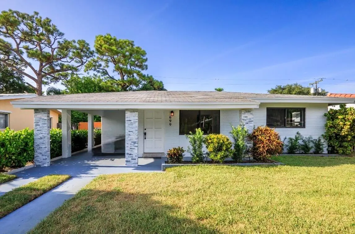 IMG_4694 at 699 NE 40TH Street, Oakland Park