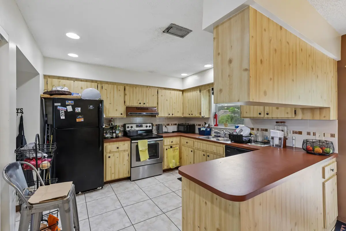 13-print-SW 20th Ct-S2506-013 at 6444 SW 20TH Court, Miramar