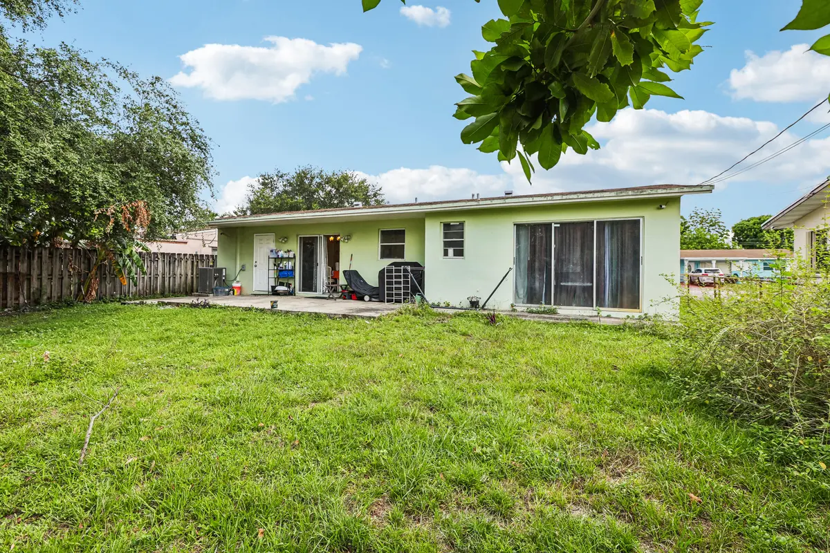 31-print-SW 20th Ct-S2506-031 at 6444 SW 20TH Court, Miramar
