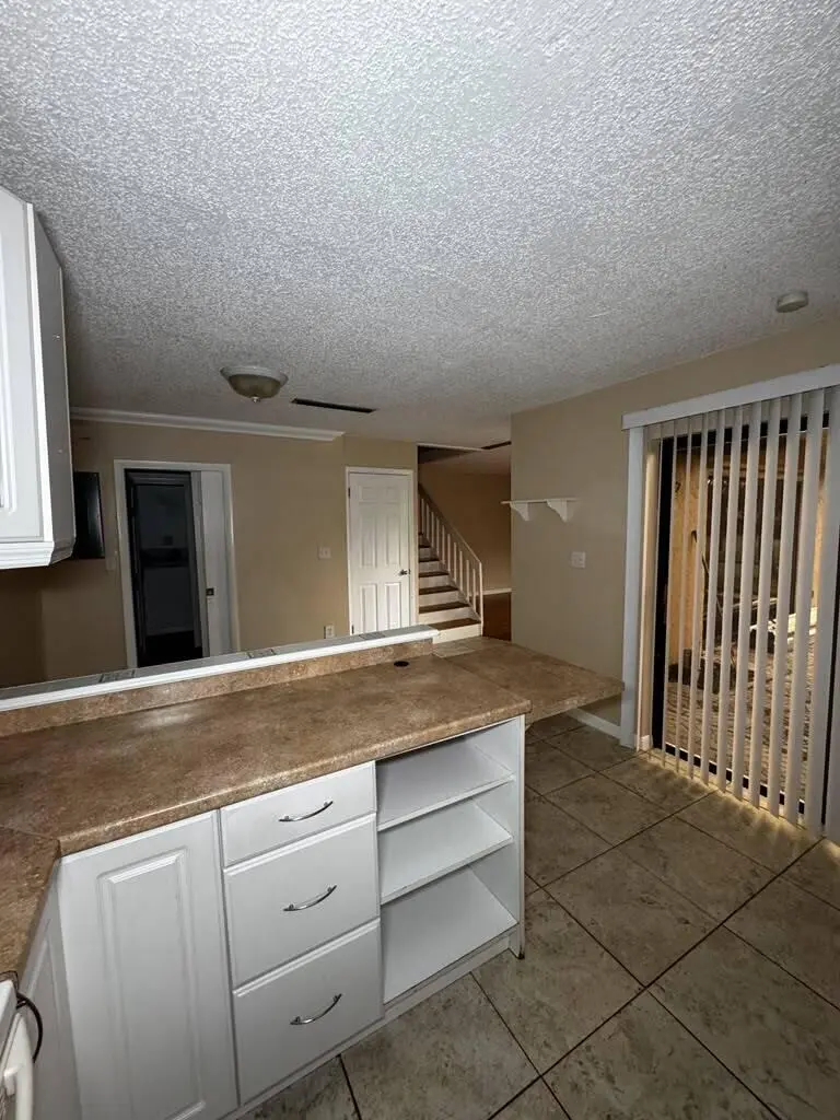 Kitchen at 1302 NEBRASKA Avenue 6A, Fort Pierce
