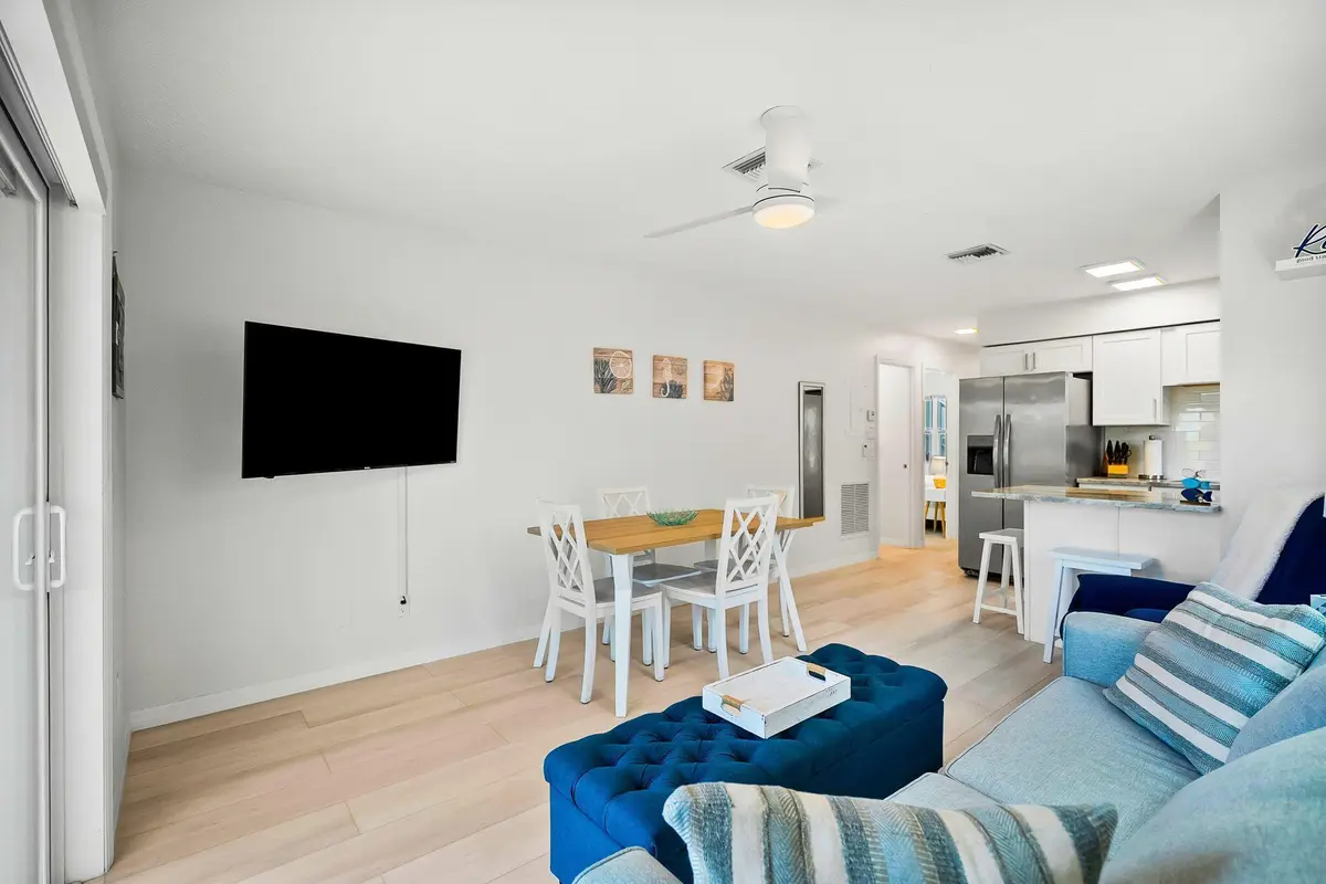 NQWRRFp8 at 336 Hernando Street C, Fort Pierce