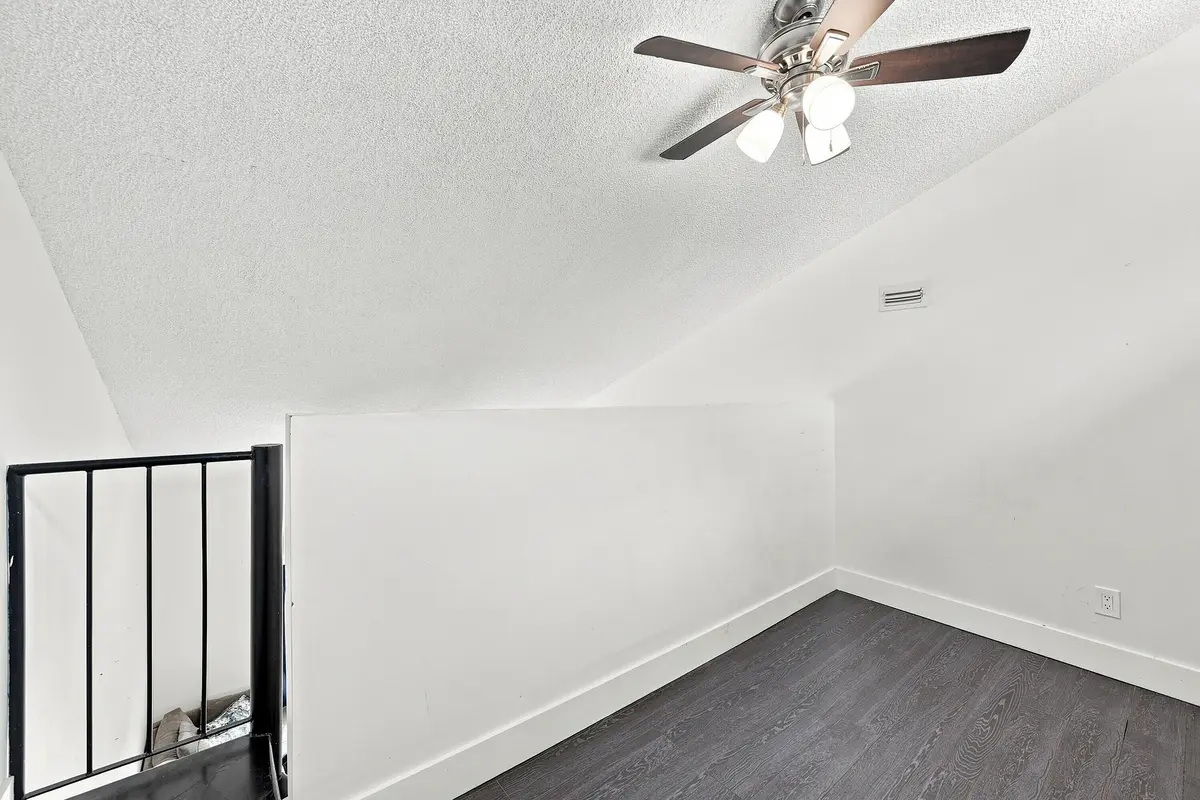 14_stl_2143 at 2016 SW 82nd Avenue, Davie