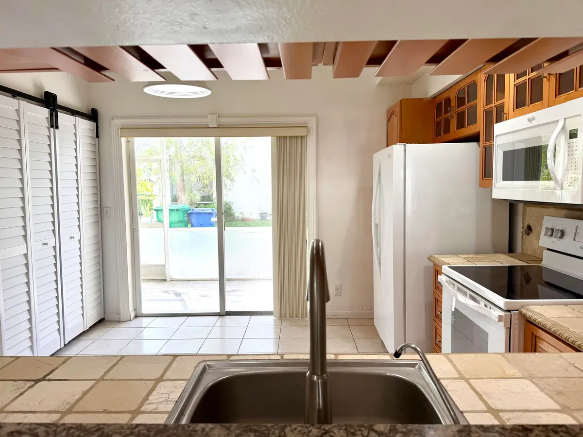 Kitchen at 5662 NW 99TH Way, Coral Springs