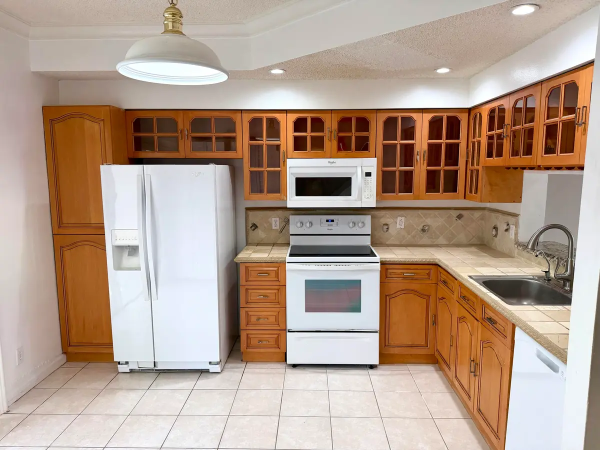 Kitchen at 5662 NW 99TH Way, Coral Springs
