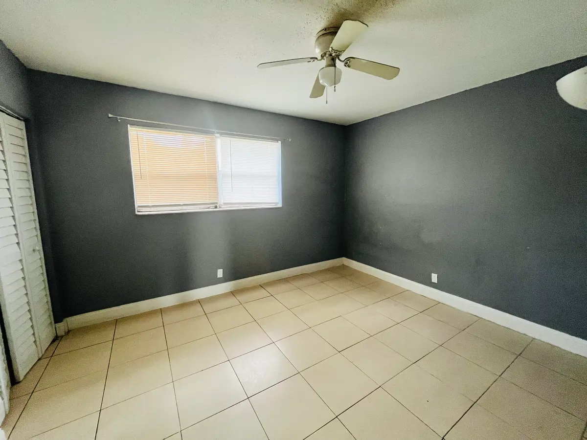bedroom at 635 SW 20th Court 9B, Delray Beach