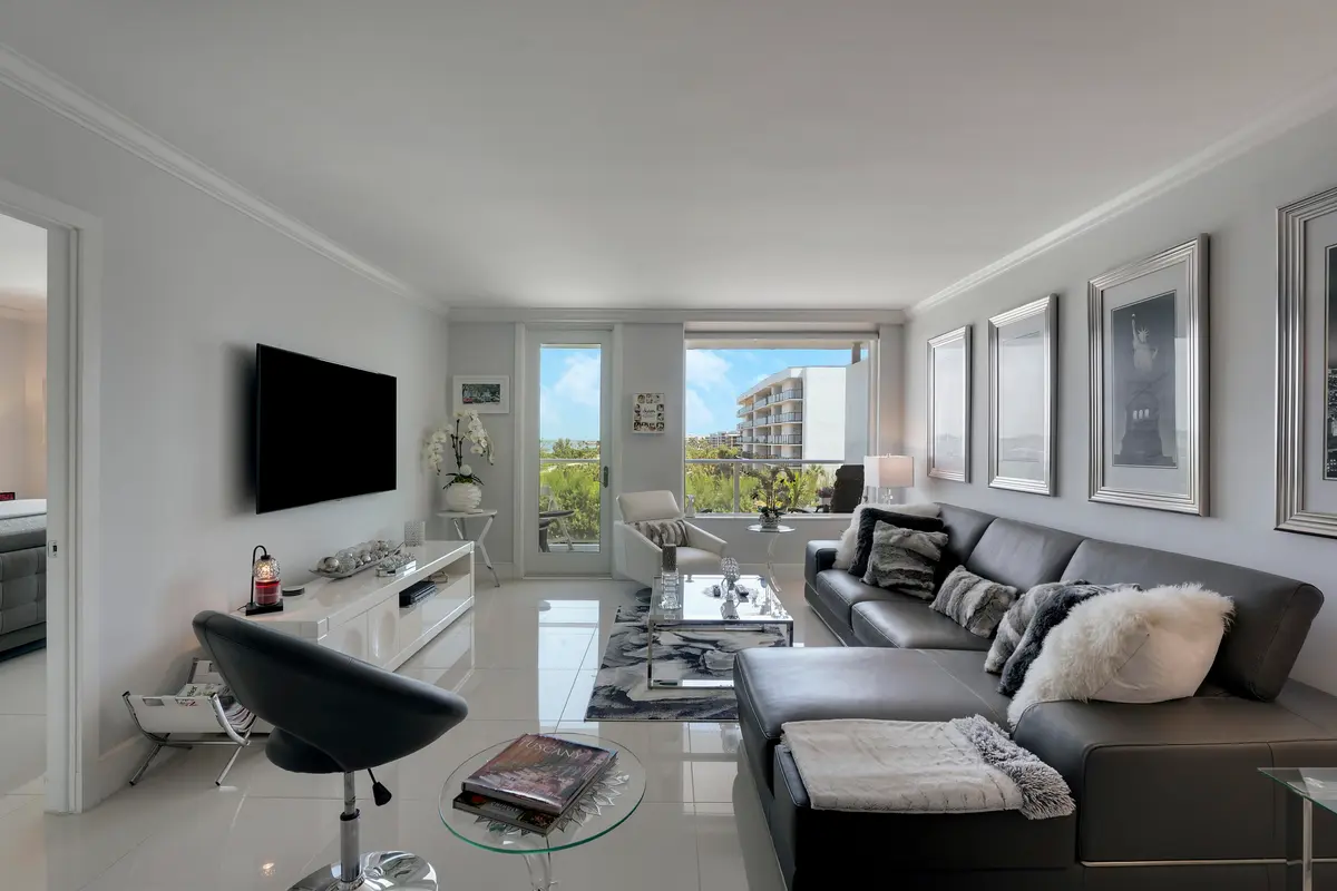 House-7 at 3450 S Ocean Boulevard 424, Palm Beach