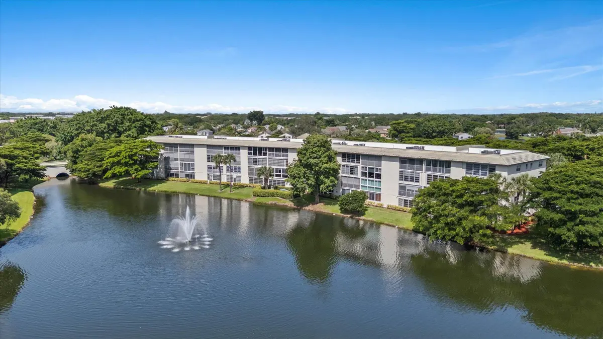 Aerial at 1805 Eleuthera Point G3, Coconut Creek