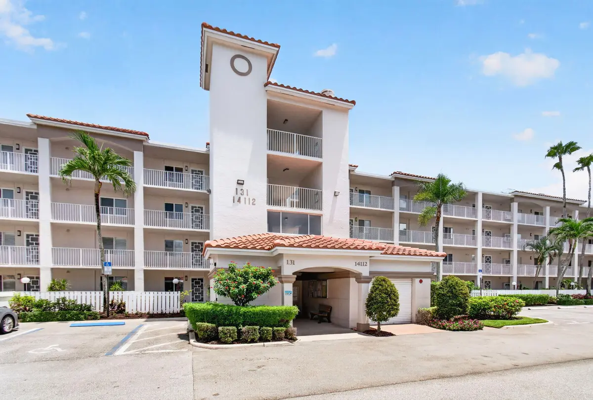 4-web-or-mls-DSC_7309 at 14112 Huntington Pointe Drive 210, Delray Beach