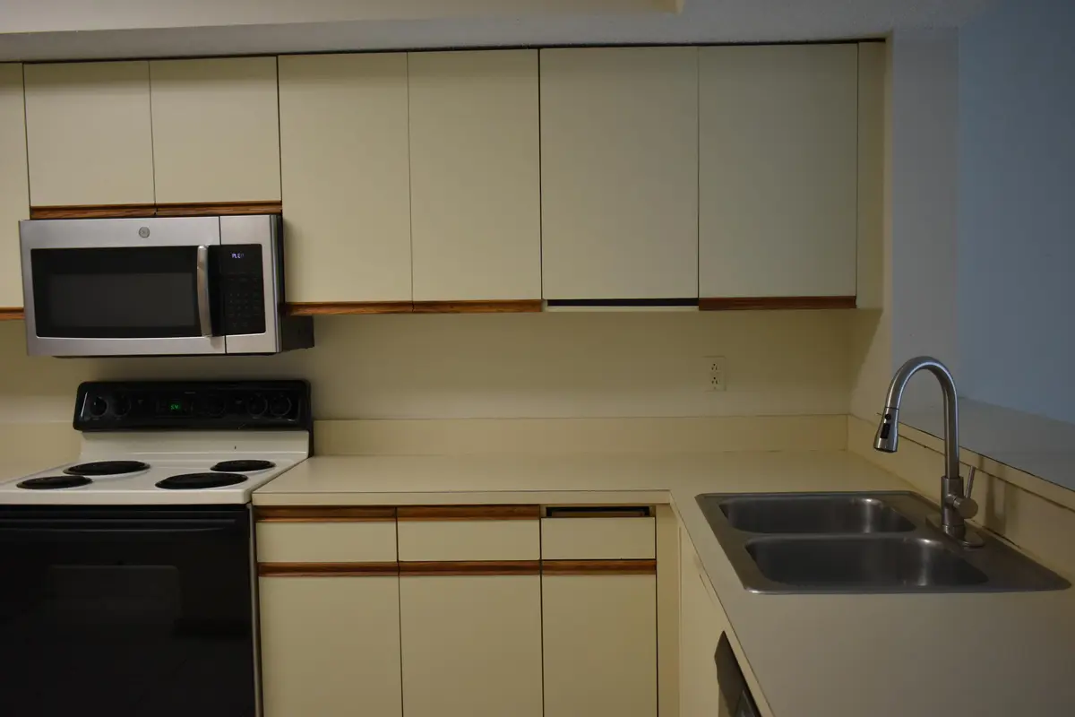 Kitchen 2 at 8298 NW 24TH Street, Coral Springs