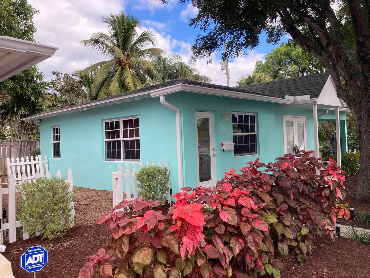 714- 2 at 714 8th Avenue, Lake Worth Beach