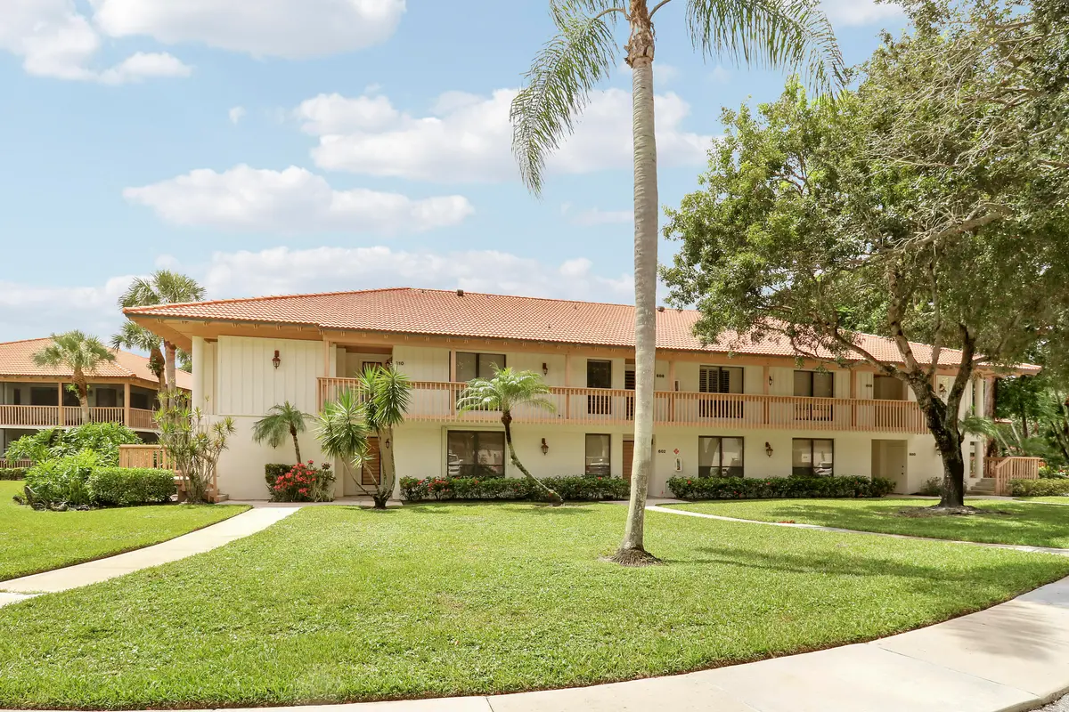 PGA Golf Villas at 606 BRACKENWOOD Cove, Palm Beach Gardens