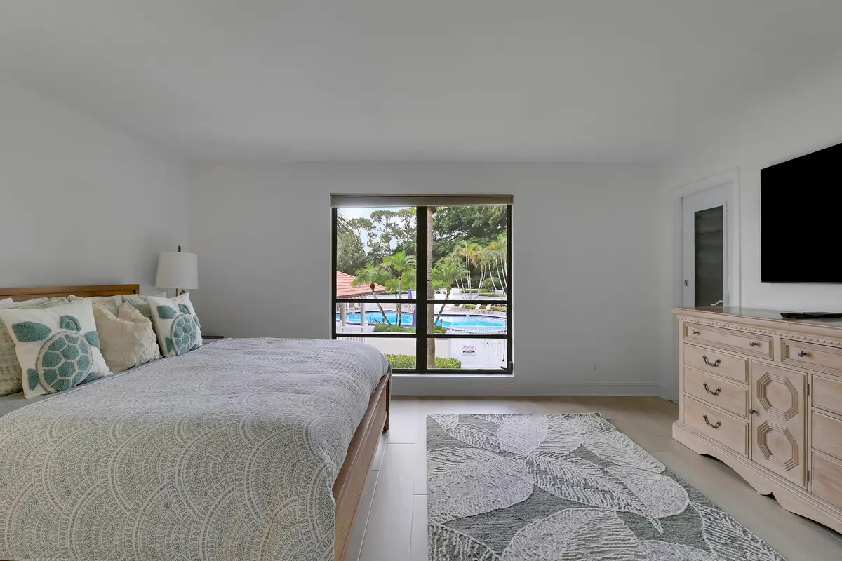 Master Bedroom at 606 BRACKENWOOD Cove, Palm Beach Gardens