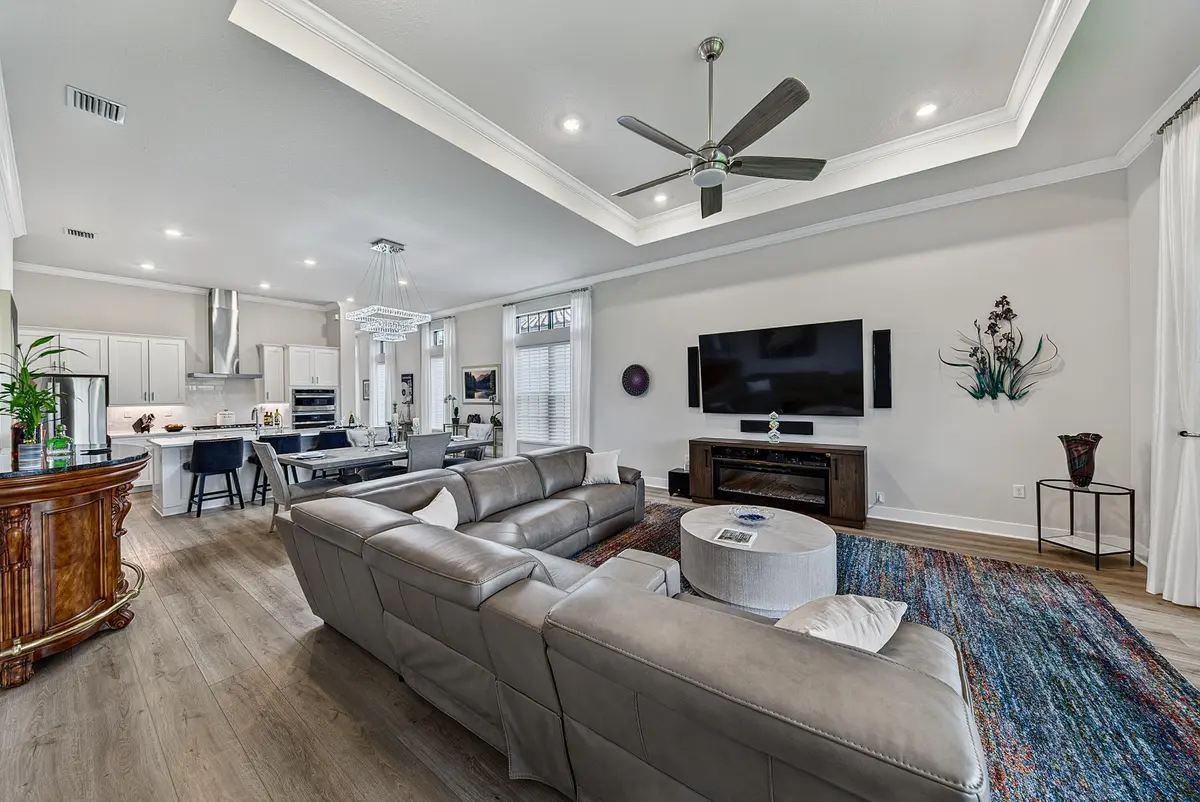horton-46 at 8047 JUNIPER Drive, Parkland