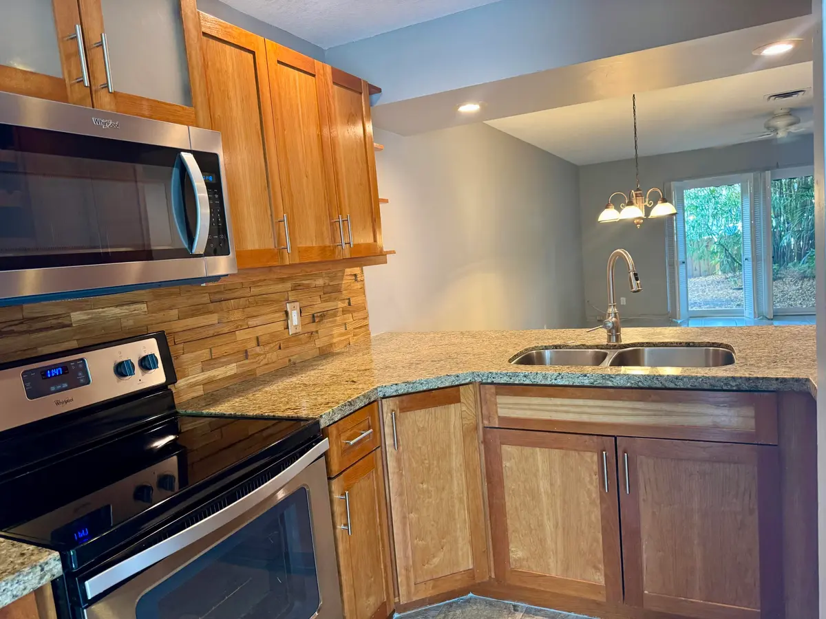 IMG_6780 at 690 SE 23RD Avenue 4, Pompano Beach