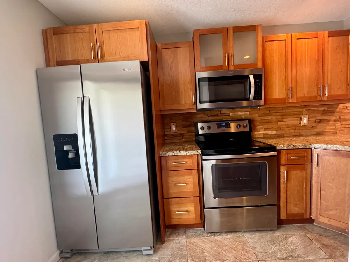 IMG_6788 at 690 SE 23RD Avenue 4, Pompano Beach