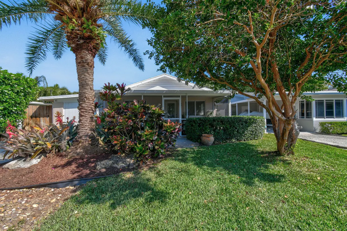 2401CountryOaksLn(4) at 2401 COUNTRY OAKS, Palm Beach Gardens