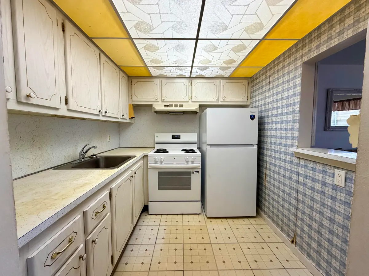 kitchen at 348 NORTHAMPTON Q, West Palm Beach