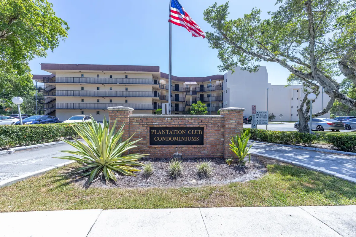 IMG_9131 at 6555 W BROWARD Boulevard 409, Plantation