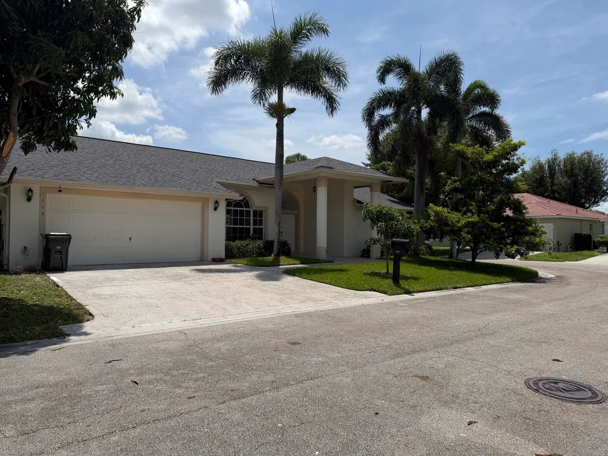 IMG_0769 at 1608 Doral Drive, Greenacres
