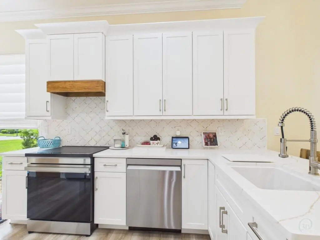 Kitchen at 7059 MAIDSTONE Drive, Port St. Lucie