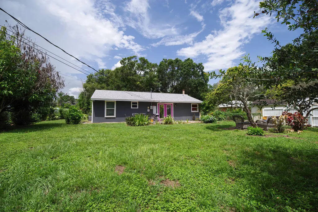 Home for Rent In Vero Beach Florida at 2046 54TH Avenue, Vero Beach