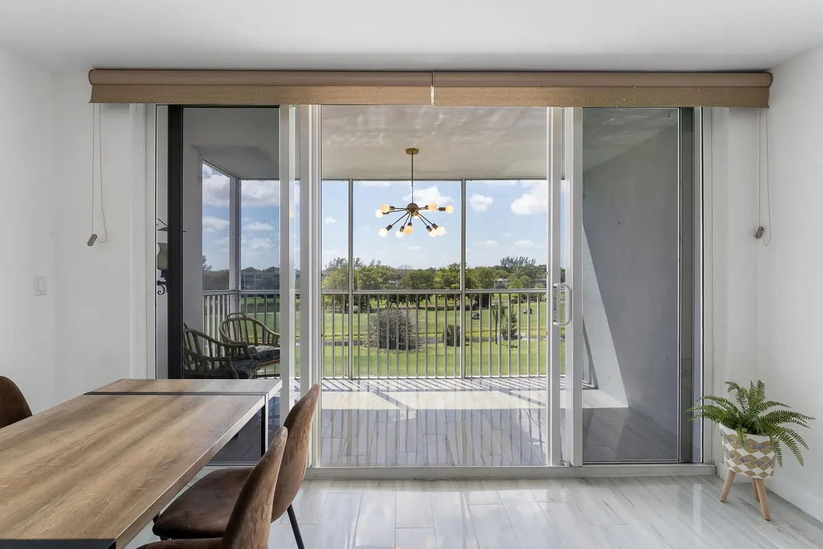 Dining Area at 3001 S Course Drive 502, Pompano Beach
