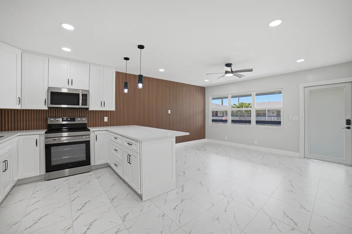 Kitchen/Living Room at 350 Farnham Q 350, Deerfield Beach