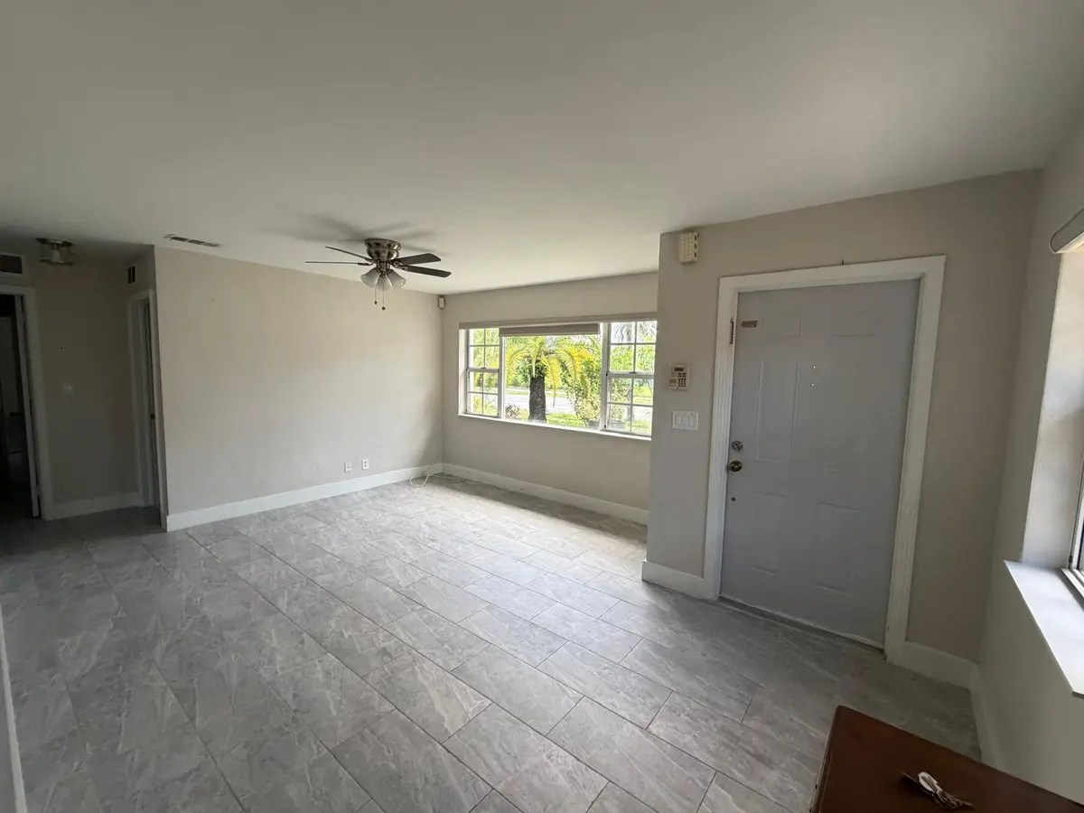 1302 S H Street, Lake Worth Beach, FL – photo 3