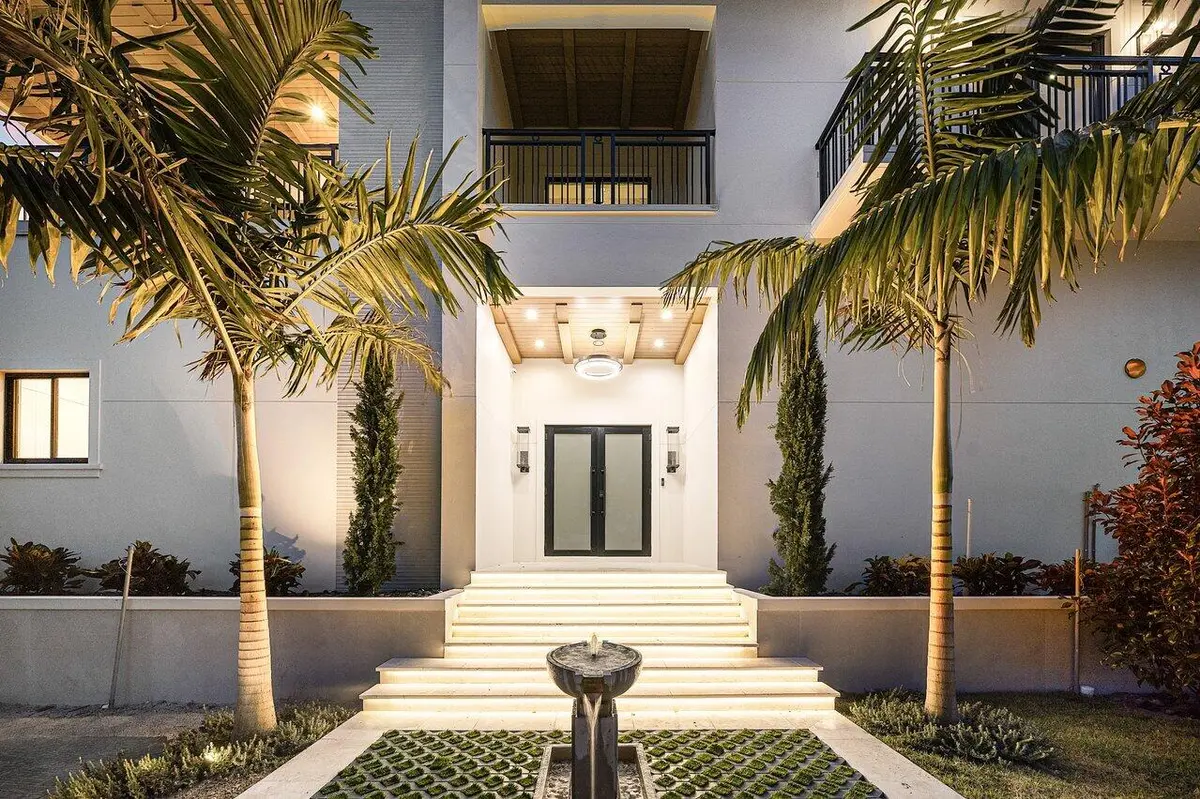 074-7935SouthFlaglerDrive-WestPalmBeach- at 7935 S Flagler Drive, West Palm Beach