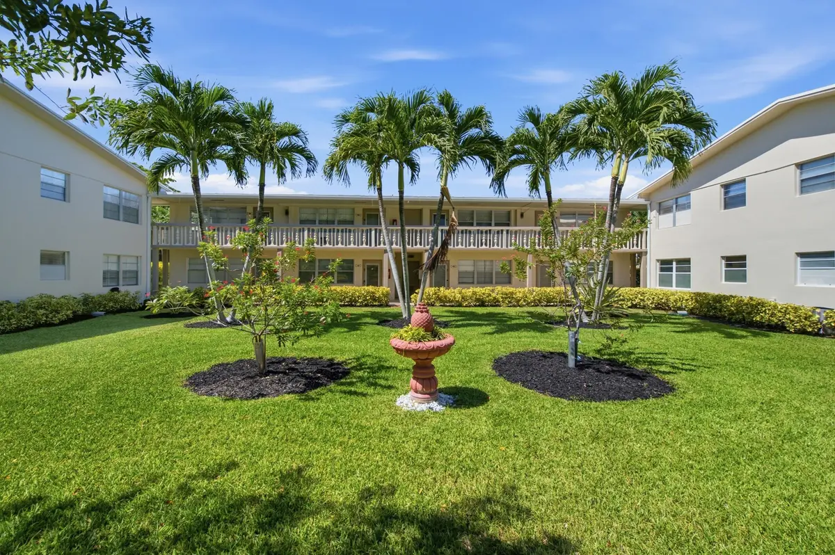 1__dsc2699 at 489 Tilford, Deerfield Beach