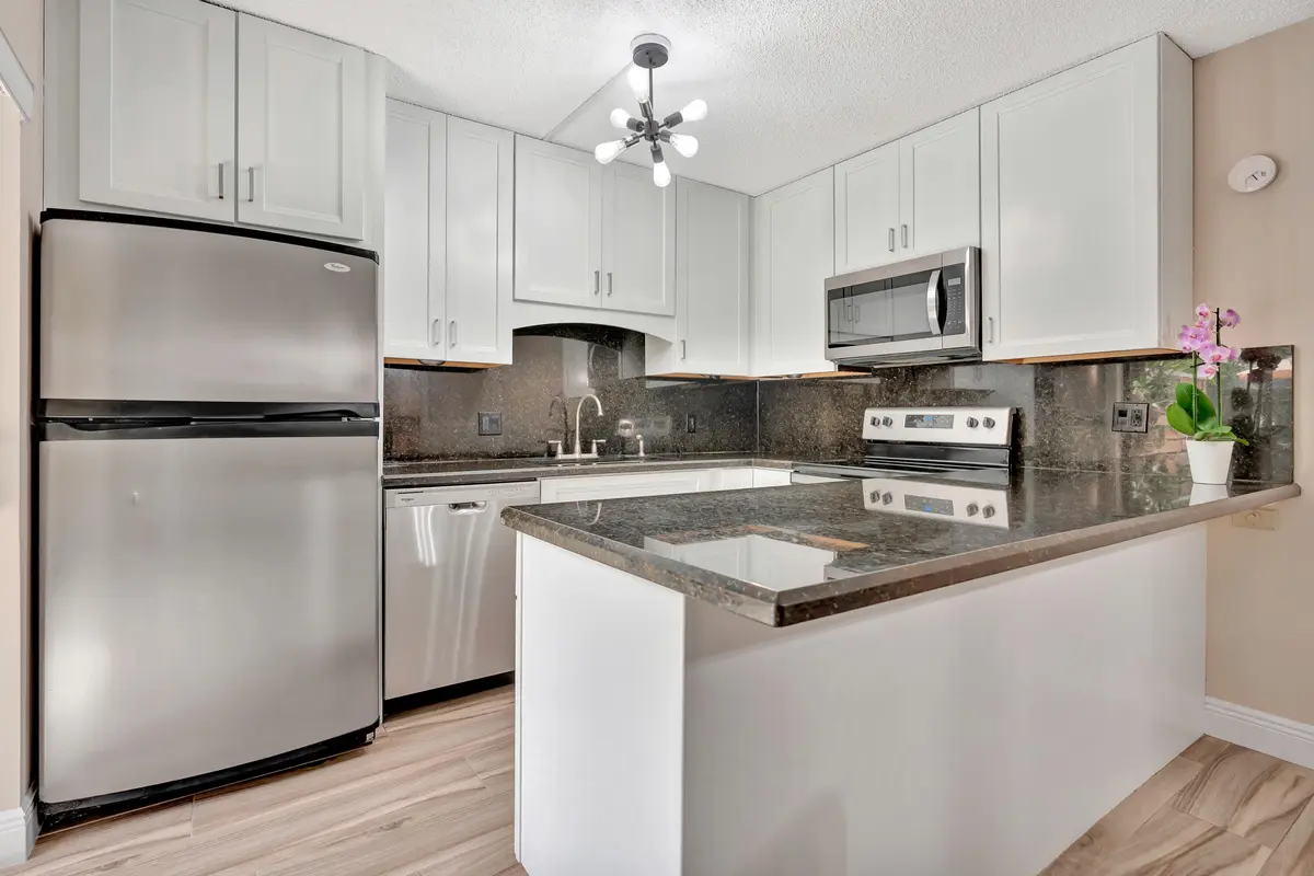 _MLP0303 at 207 2nd Terrace, Palm Beach Gardens